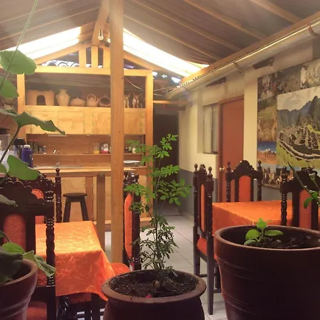 Golden House Inn - Cusco