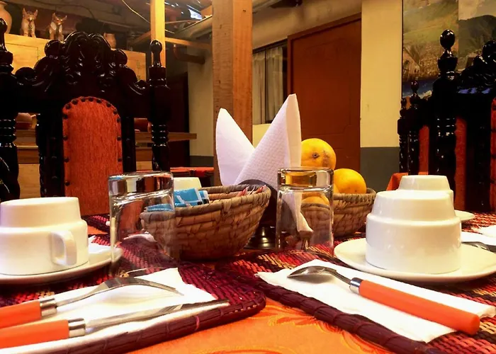 Golden House - Bed & Breakfast 2*